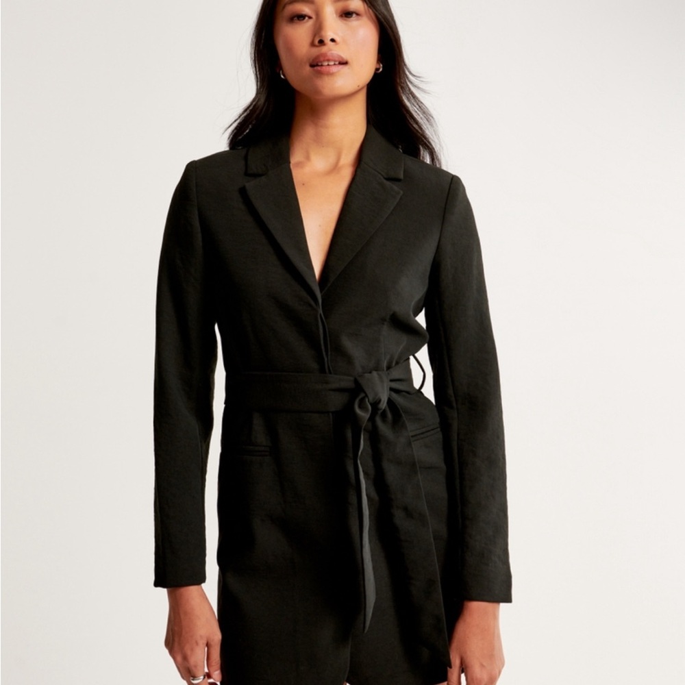 Chic Black Blazer Dress